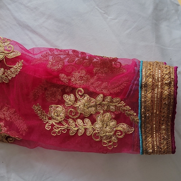 Pink saree blouse - Picture 3 of 4